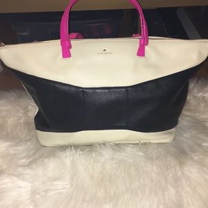 Discontinued Kate Spade Tote w/ adjustable handles